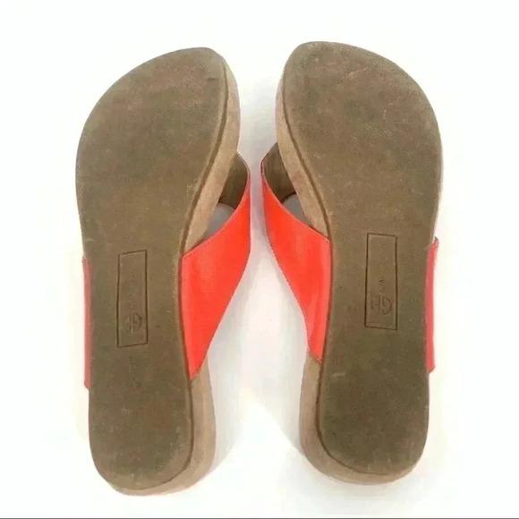 Giani Bernini Racchel sandals 7 orange faux patent leather flatforms flip flops - Picture 7 of 13